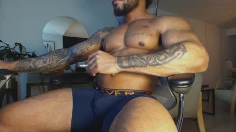 Snapshot of clark_strong chatting on 06-01-26, 11:01 clark_strong online show from 06-01-26, 11:01