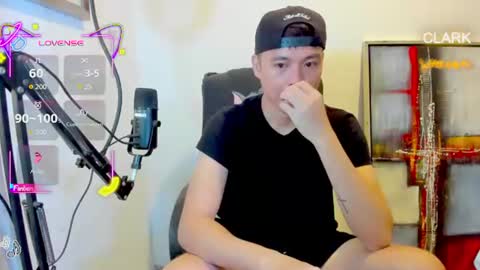 Snapshot of clarkyplaze chatting on 06-19-26, 12:15 Clark online show from 06-19-26, 12:15