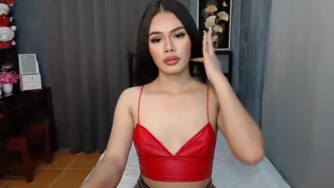 maika online show from 12-16-24, 08:09