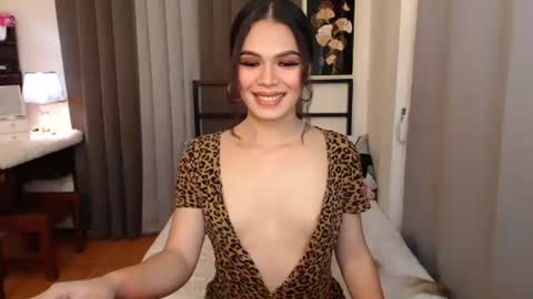 maika online show from 09-13-25, 09:20