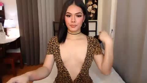 maika online show from 10-30-25, 06:04