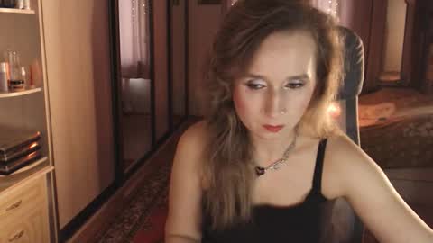 Snapshot of classyinna chatting on 09-26-25, 08:51 classyinna online show from 09-26-25, 08:51