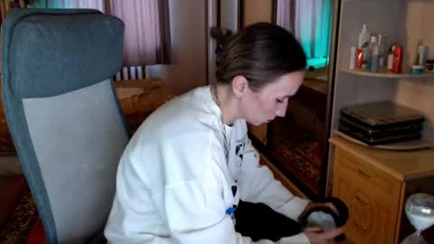 Snapshot of classyinna chatting on 01-13-26, 10:20 classyinna online show from 01-13-26, 10:20