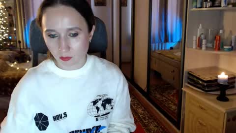 Snapshot of classyinna chatting on 01-15-26, 10:20 classyinna online show from 01-15-26, 10:20