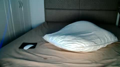 Snapshot of claudiacoxxx chatting on 11-20-25, 08:52 claudiacoxxx online show from 11-20-25, 08:52