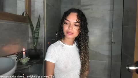 Claudia Rivera online show from 09-28-25, 10:59