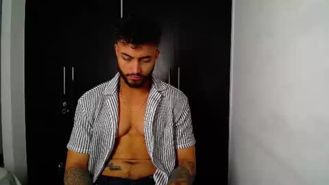 Snapshot of claybrown_ chatting on 06-11-26, 03:21 Clay online show from 06-11-26, 03:21