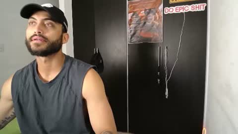 Snapshot of claybrown_ chatting on 07-09-26, 12:37 Clay online show from 07-09-26, 12:37