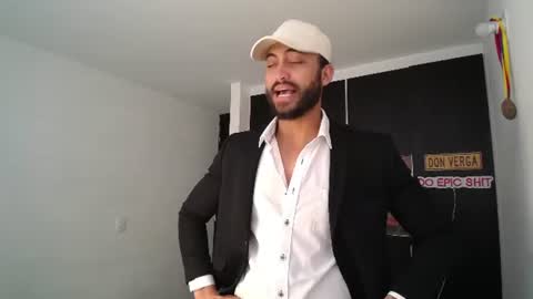 Snapshot of claybrown_ chatting on 07-10-26, 05:04 Clay online show from 07-10-26, 05:04