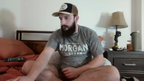 Snapshot of claycallahan chatting on 05-03-26, 01:33 Clay Callahan online show from 05-03-26, 01:33