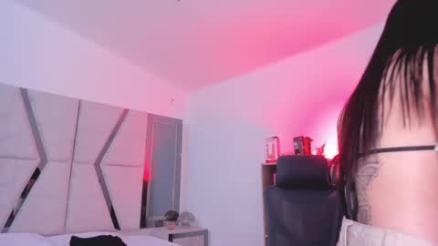 Cleo Adams online show from 09-14-25, 04:00