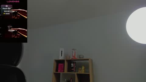 Cleo Adams online show from 10-11-25, 04:22