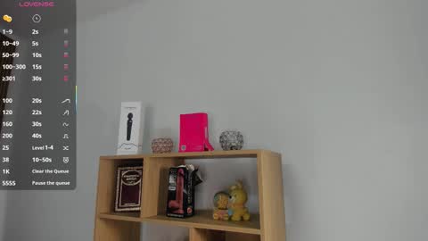 Cleo Adams online show from 10-21-25, 04:24