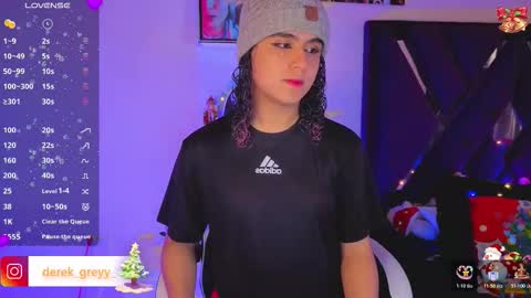 Snapshot of cleo_d_nile chatting on 12-14-25, 04:45 cleopatra online show from 12-14-25, 04:45