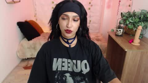 Snapshot of cleo_fox chatting on 09-12-25, 12:11 Cleo online show from 09-12-25, 12:11