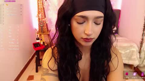 Snapshot of cleo_fox chatting on 11-13-25, 11:47 Cleo online show from 11-13-25, 11:47