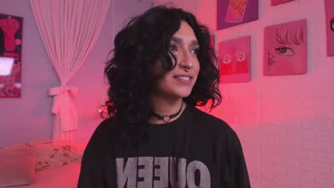 Snapshot of cleo_foxx chatting on 06-18-26, 11:47 Cleo online show from 06-18-26, 11:47