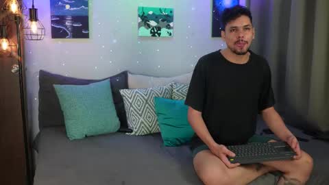 Girl Juliana and Federico online show from 11-11-25, 05:51