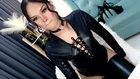 Snapshot of cleofex chatting on 02-06-25, 04:10 Cleo online show from 02-06-25, 04:10