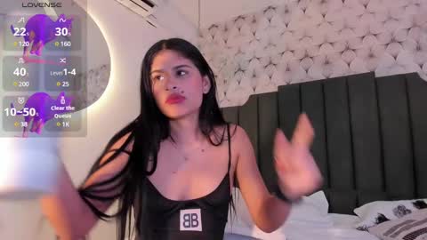 Cleopatra online show from 01-22-25, 10:15