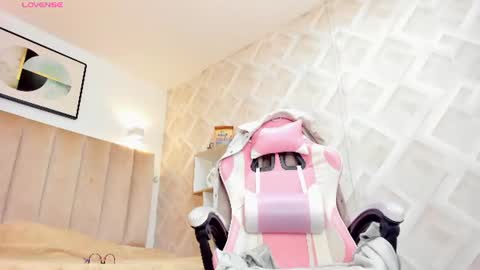 clhoe_johnson_ online show from 07-01-26, 09:00