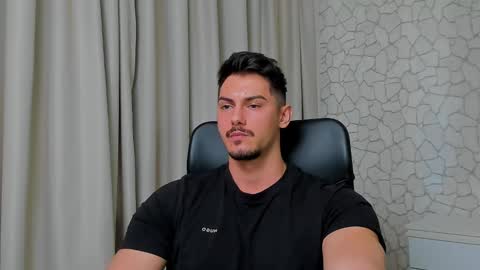 Snapshot of clintmasterss chatting on 03-05-25, 08:43 ClintMasterss online show from 03-05-25, 08:43