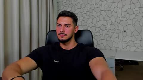 Snapshot of clintmasterss chatting on 10-09-25, 04:21 ClintMasterss online show from 10-09-25, 04:21