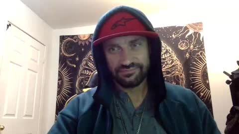 Snapshot of clintwood12 chatting on 10-12-25, 01:04 chad online show from 10-12-25, 01:04