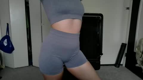 High Queen Clio online show from 01-07-25, 04:37