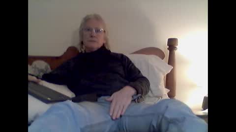 Snapshot of clitboy658752 chatting on 03-15-26, 06:03 clitboy658752 online show from 03-15-26, 06:03