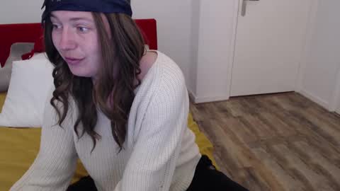 Syl  online show from 02-26-25, 08:48