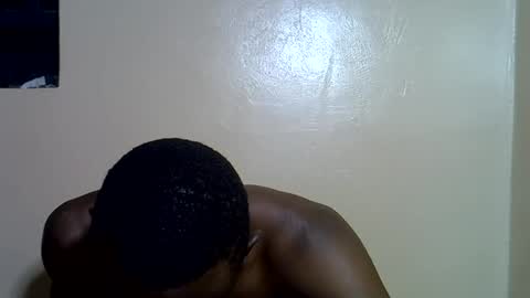 Snapshot of clive_damian chatting on 06-14-26, 02:35 clive_damian online show from 06-14-26, 02:35