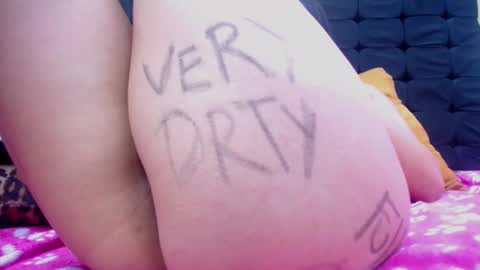 Snapshot of cloe_monroe_ chatting on 02-19-25, 11:46 Cloe online show from 02-19-25, 11:46