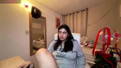 cloe small online show from 02-20-26, 06:26