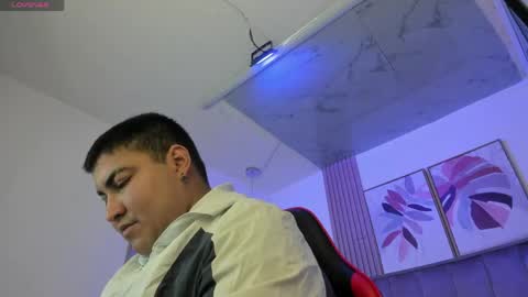 Snapshot of cloe_x_billy chatting on 04-19-26, 12:15 Cloe x Billy online show from 04-19-26, 12:15