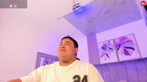 Snapshot of cloe_x_billy chatting on 04-25-26, 01:25 Cloe x Billy online show from 04-25-26, 01:25