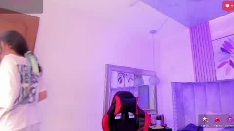 Snapshot of cloe_x_billy chatting on 04-29-26, 12:31 Cloe x Billy online show from 04-29-26, 12:31