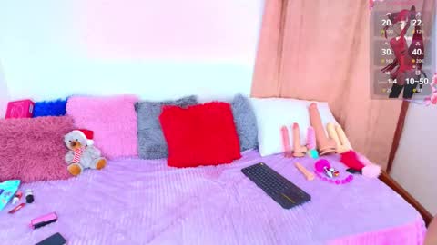 Snapshot of cloee_lovee chatting on 01-10-26, 03:30 cloee lovee online show from 01-10-26, 03:30