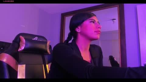 Snapshot of cloegp chatting on 02-17-26, 11:40 sara online show from 02-17-26, 11:40