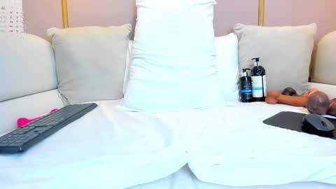 Snapshot of cloehap chatting on 02-12-25, 03:05 Cloe online show from 02-12-25, 03:05