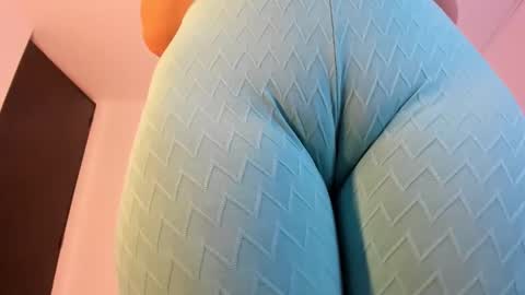 cloe online show from 12-05-24, 01:58