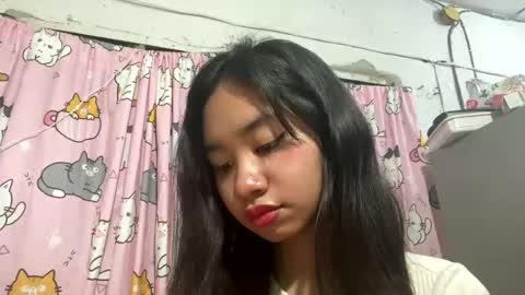 Mikki online show from 04-17-26, 10:07