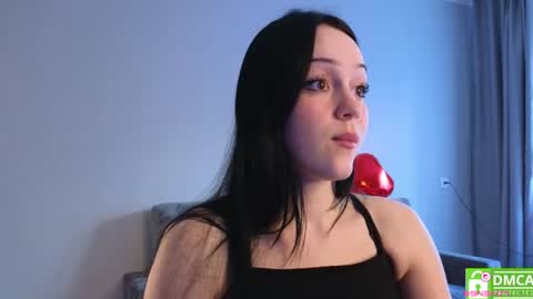 Snapshot of cloudemy chatting on 07-27-26, 03:02 Ellie online show from 07-27-26, 03:02