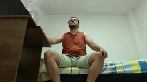 cloudsfunxxx online show from 05-05-26, 03:20