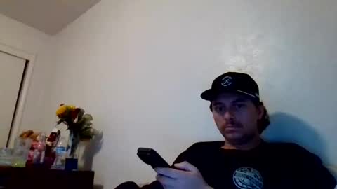 Snapshot of cloudyydayzz chatting on 02-17-26, 10:45 tallhungandcloudy online show from 02-17-26, 10:45