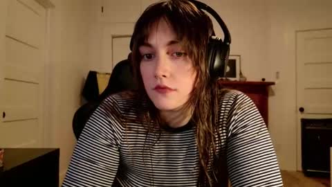 Clover online show from 02-17-26, 06:10