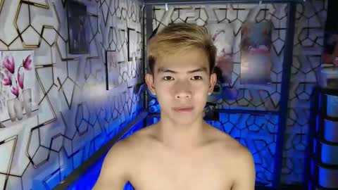 clyde_twinkx online show from 12-01-25, 06:02