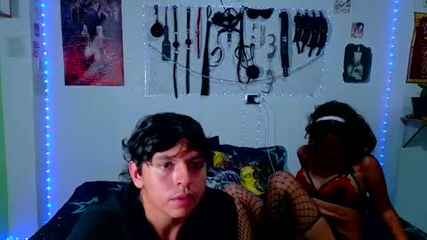 Snapshot of clydexxxbunny chatting on 02-15-25, 05:19 Clyde and Bunny online show from 02-15-25, 05:19