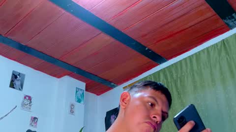 Snapshot of clydexxxbunny chatting on 09-20-25, 02:12 Clyde and Bunny online show from 09-20-25, 02:12