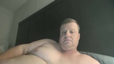 Snapshot of cmachen chatting on 04-17-26, 02:25 cmachen online show from 04-17-26, 02:25